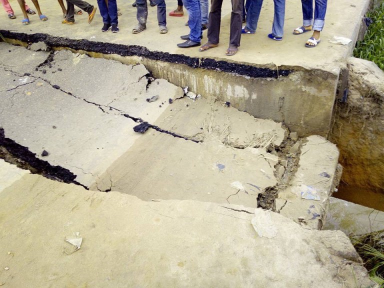 ALETO -ELEME BRIDGE COLLAPSE
