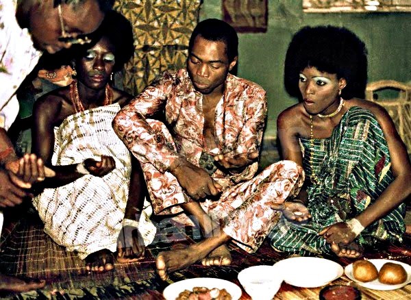 FELA AND HIS WIVES