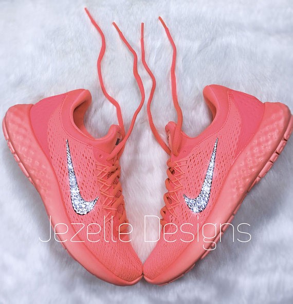 PINK NIKE SKYE LUNAR SNEAKERS