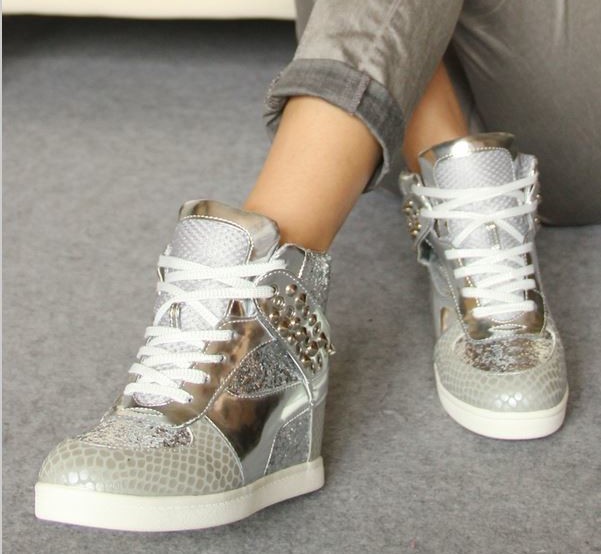 WHITE &amp; GOLD HIGH TOPS