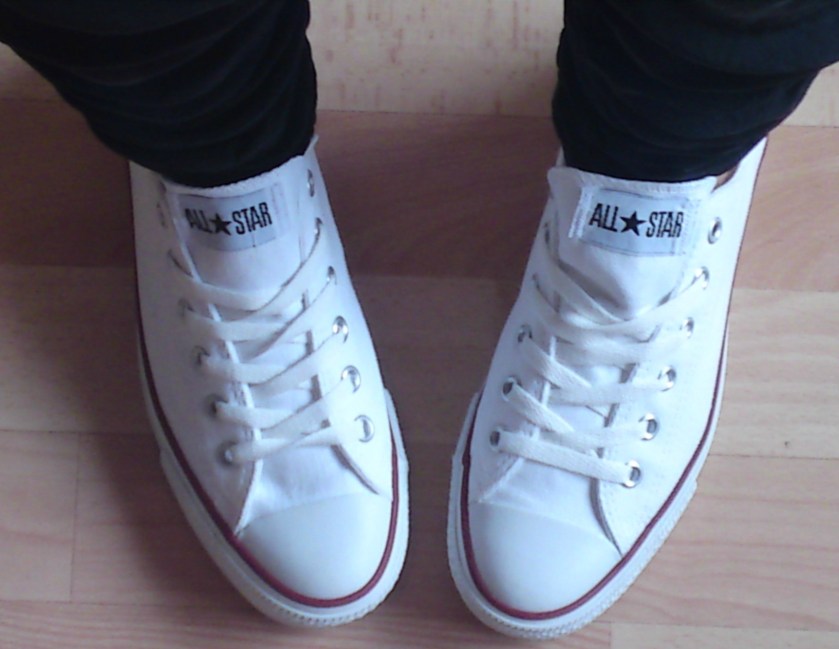 WHITE SNEAKERS#3