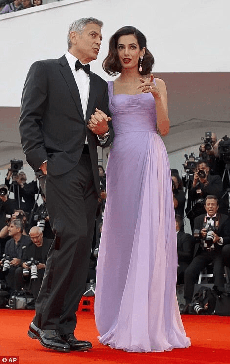 GEORGE &amp; AMAL POINTING