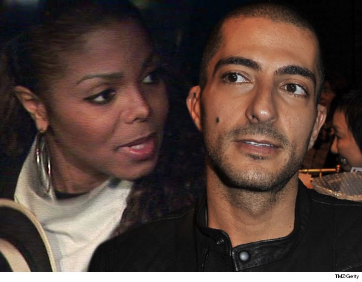 JANET FACING WISSAM AL MANA