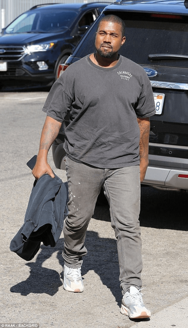 KANYE WEST IS MR. THICKUMS