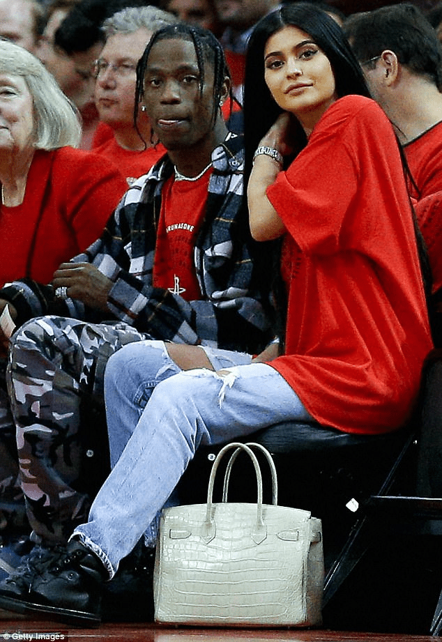 KYLIE JENNER &amp; TRAVIS SCOTT AT A BASKETBALL EVENT